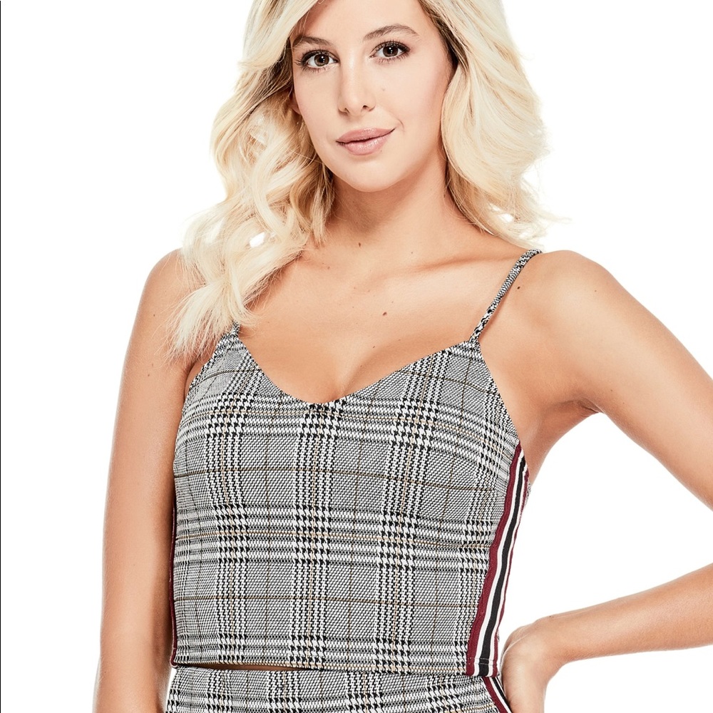 2/$15 GUESS | Kaya Plaid Cropped Cami